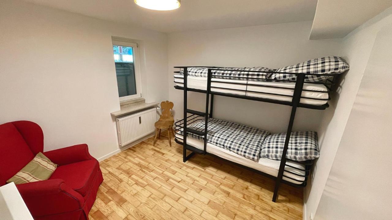 Large Holiday Apartment With Sauna, Terrace, Garden And Open Fireplace Lenggries Exterior photo
